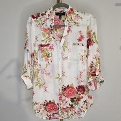  BCX Floral Button Down Shirt  Size M