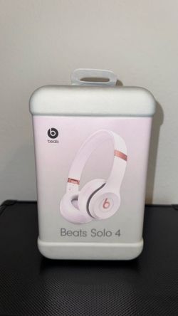 BEATS SOLO 4 Headphones Brand New