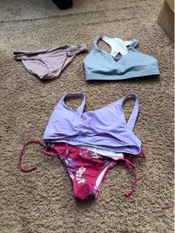 Medium swim suit