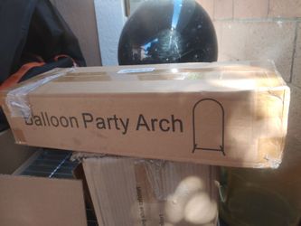 Balloon party arch
