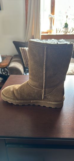 Women’s Size 7 