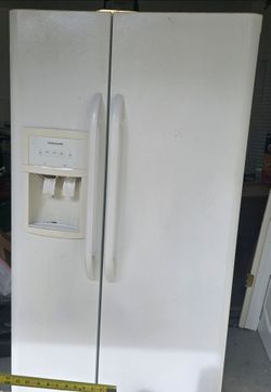 Frigidaire Side-by-Side Refrigerator with Ice and Water Dispenser