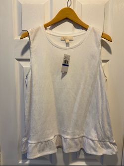 Brand New Michael Kors White Sleeveless Name Brand Top women’s Size XL - Retail price $84 - Simi