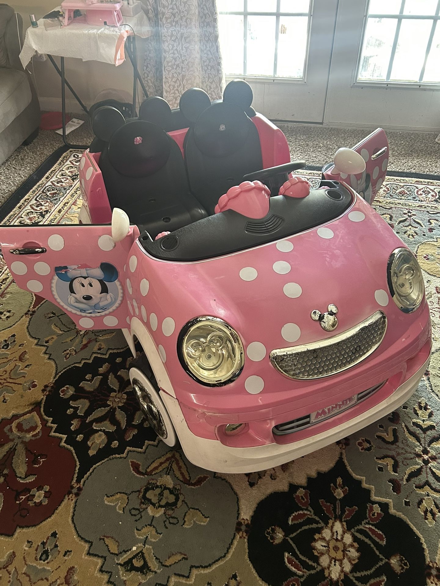 Minnie Mouse Car