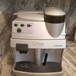 Saeco Vienna de luxe Expresso Coffee Cappuccino Machine