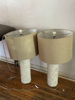 2 lamps
