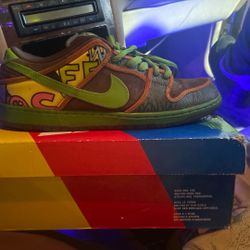 NIKE SB DUNK LOW De La Souls