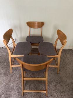 Set of 4 Mid-Century Modern Dining Chairs