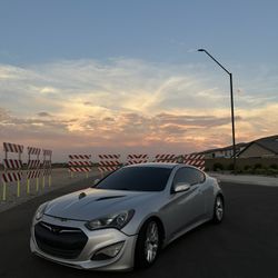 2015 Hyundai Genesis Coupe