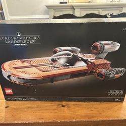 Lego Luke Skywalker’s Land Speeder 75341