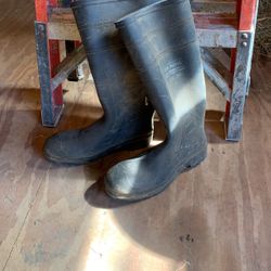 Rubber Work Boots, Steel Toe, Non Slip, Mens Size 10