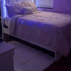 Light up full size bed