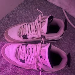 Jordan 4 Military 