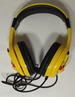 Official POKEMON/ NINTENDO 3.5mm Connection Over The Ear Headphones For Kids