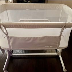 AMKE Bedside Bassinet