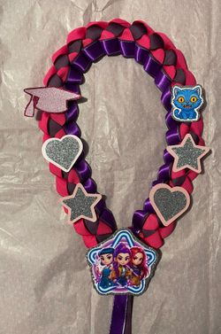 Graduation leis