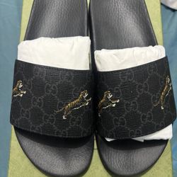 Gucci Supreme Sandals Slides 