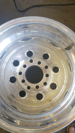 Cragar weld style rim