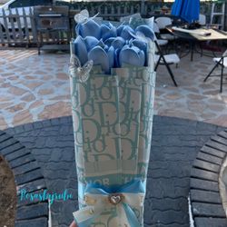 Blue tulip bouquet 