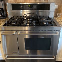 Kenmore Elite Double-Oven And Range 40” with Good for Sale in Hinsdale, IL  - OfferUp