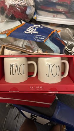 Peace and Joy mug set. Rae Dunn. Brand new
