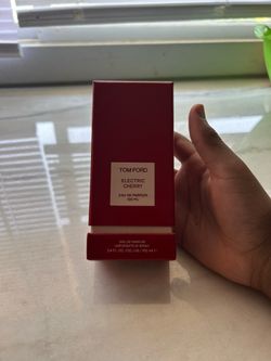 Tom Ford Electric Cherry 100mL | Authentic | Sprayed Once | No Trades