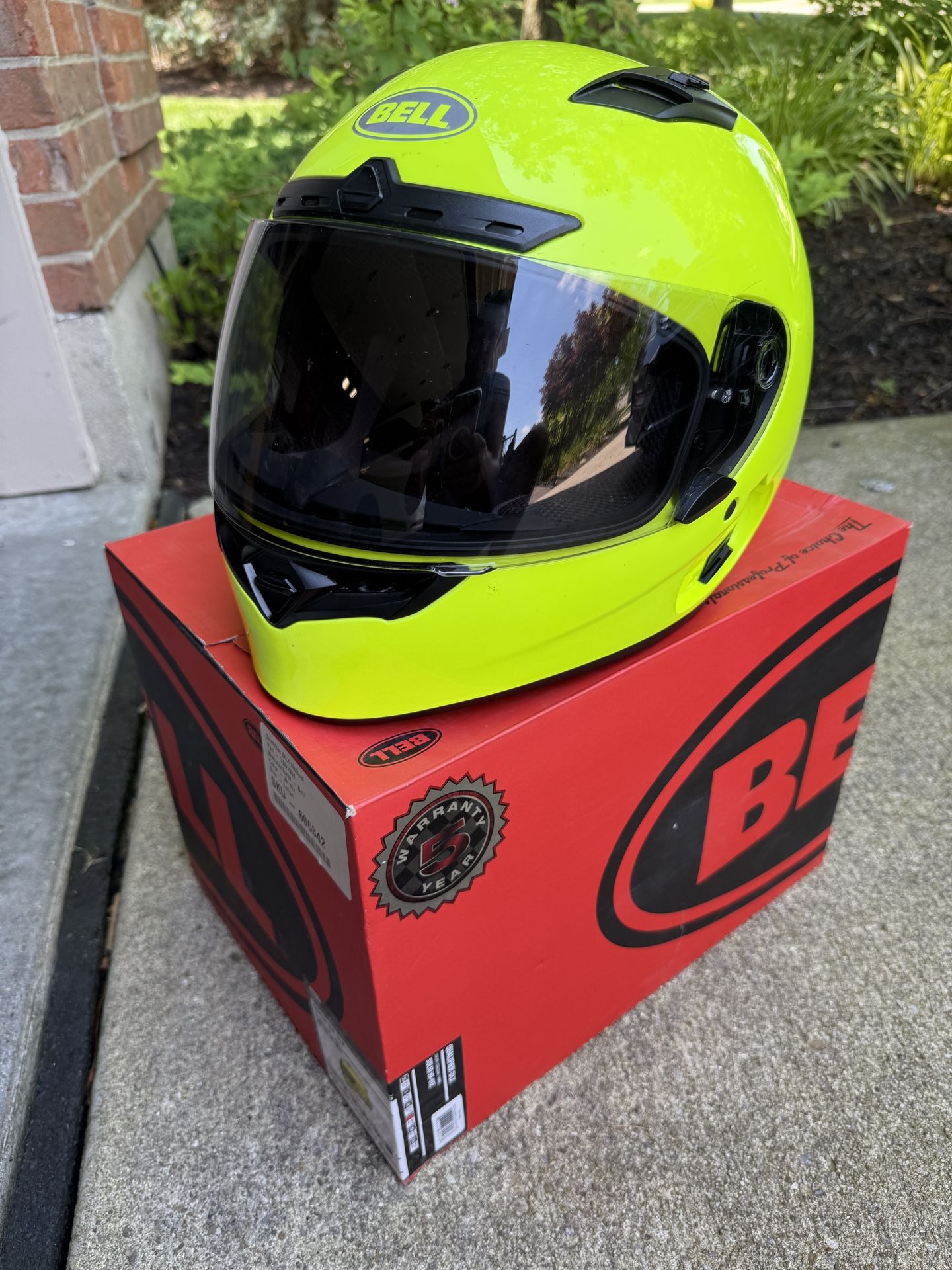 Bell Qualifier DLX Full Face Helmet- Like New! 