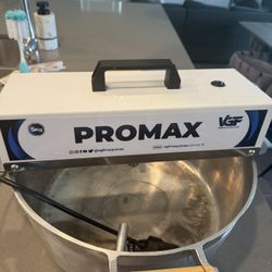 machine for making savory and sweet snacks (Brazilian)