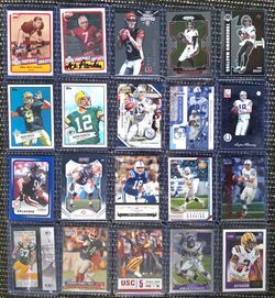 NFL Football Trading Cards Lot of 20