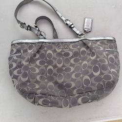 Coach Gallery Signature Silver Gray Color East-West Tote /Purs