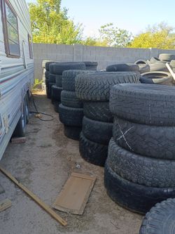 Tires for sale for retreading/ recapping/ remoldimg