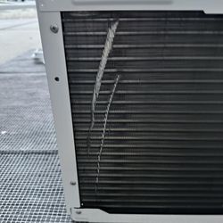 Hisense Medium Room Window Air Conditioner , Remote Included 115V, 10000-BTU