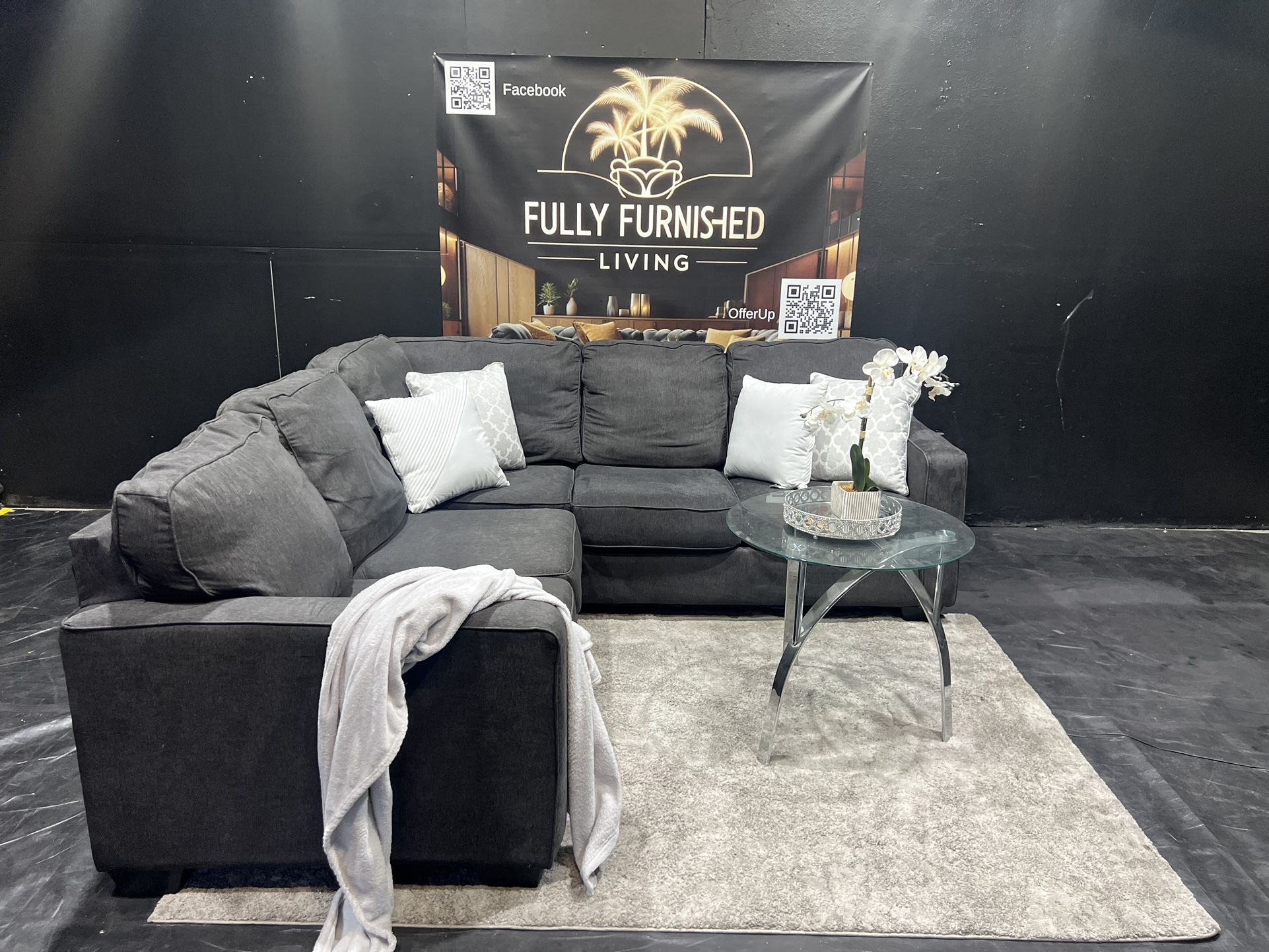 Sectional/couch/sofa,Grey,2piece,93x93, Delivery Available