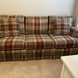 Huntington House Plaid Sofa  7.5 Feet Long 