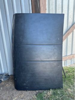 NISSAN HARDBODY HOOD