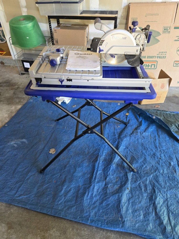 Kobalt Sliding 7 Inch Tile Saw - Great Condition