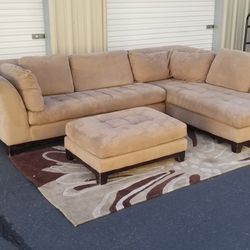 Sectional couch & Ottoman Sofa trend Excellent condition 