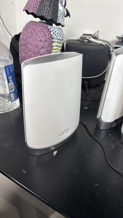 Whole house mesh router system. Orbi 750
