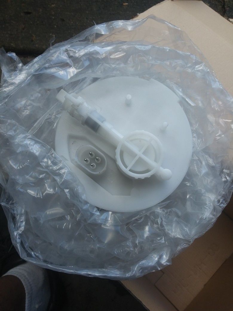 Fuel Pump 99-2004 Land Rover Or Range Rover