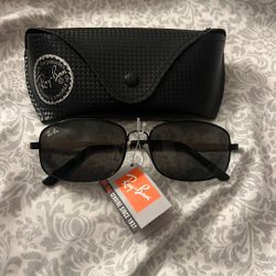 NEW Ray Bans Sunglasses PINK
