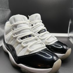 Size 9 - Jordan 11 Retro High Concord