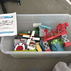 Thomas And Friends All Around Sodor Deluxe Set 