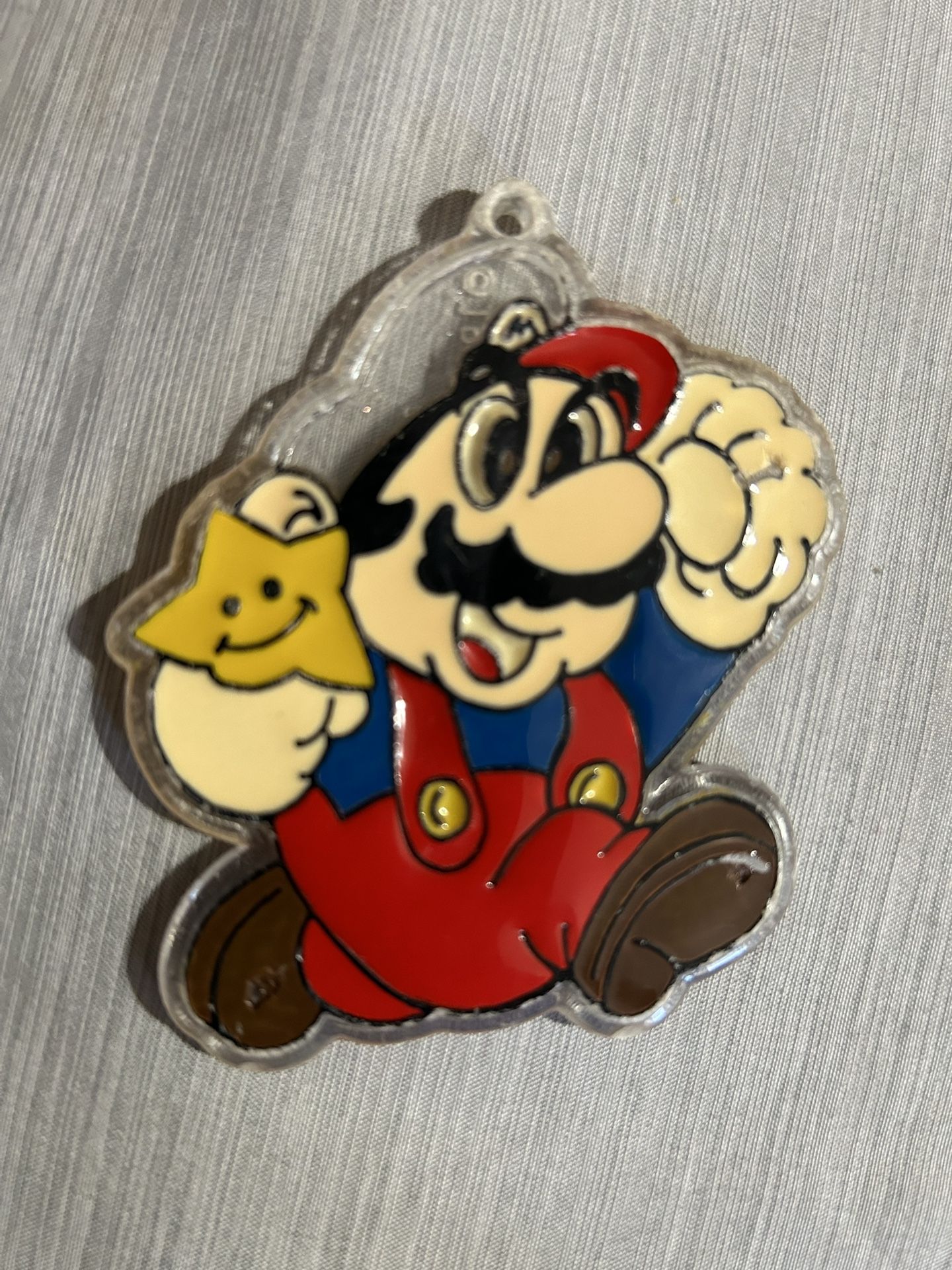Super Mario Nintendo 1988 Keychain 