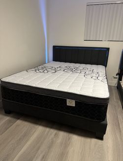 Queen Size Mattress Pillow Top New 12”