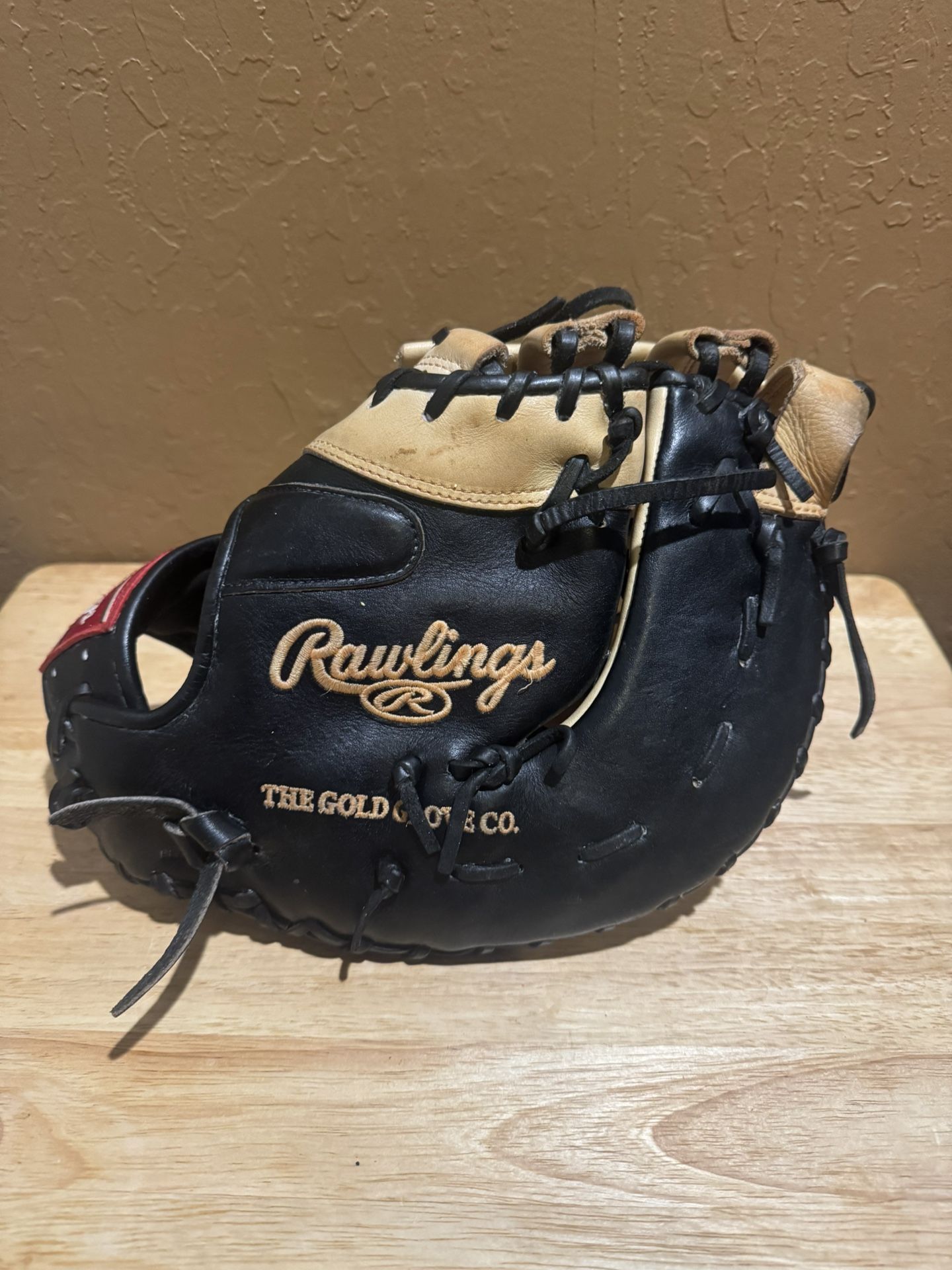 Rawlings 1st Baseman Glove