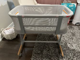 Skip hop bassinet