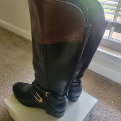 Womens Boots Size 9.5