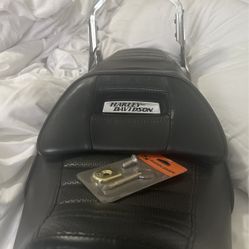 🔥OEM 06-17 Harley-Davidson Dyna Low Rider 2-Up Seat 🔥