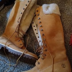 Timberland Knee High With Fur Boots