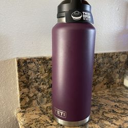 YETI 46 oz. Rambler Bottle with Chug Cap 